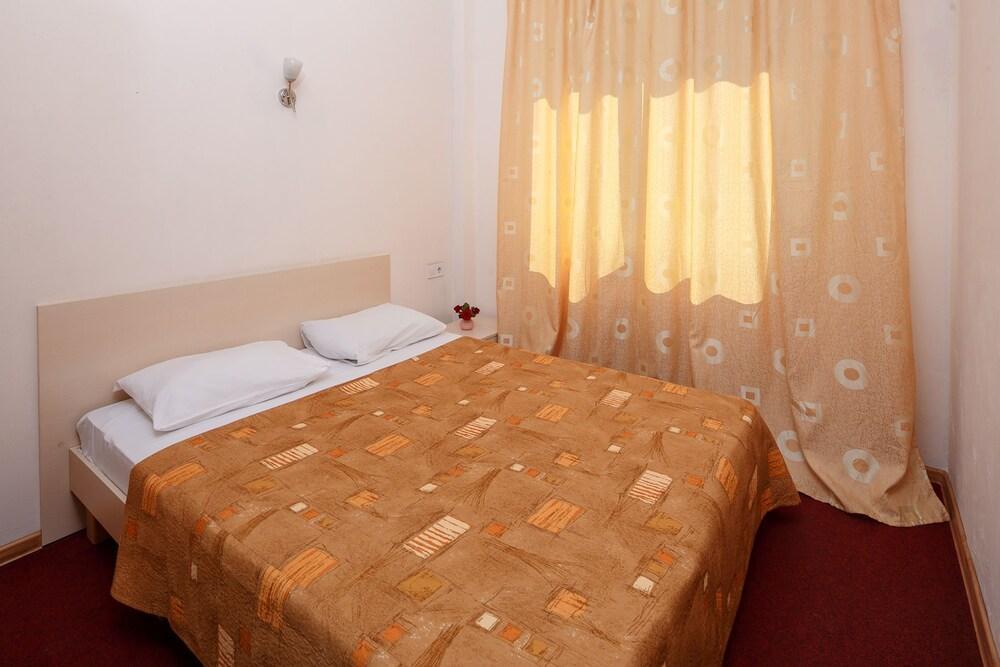 Arcadia Hotel Odessa Exterior foto